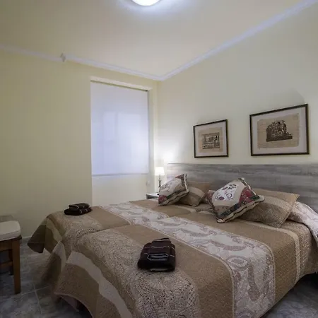 Sea View Downtown Comfort Lägenhet *