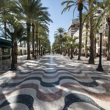 Lägenhet Sea View Downtown Comfort