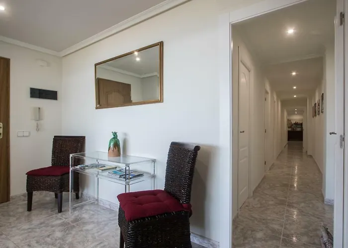 Sea View Downtown Comfort * Alicante